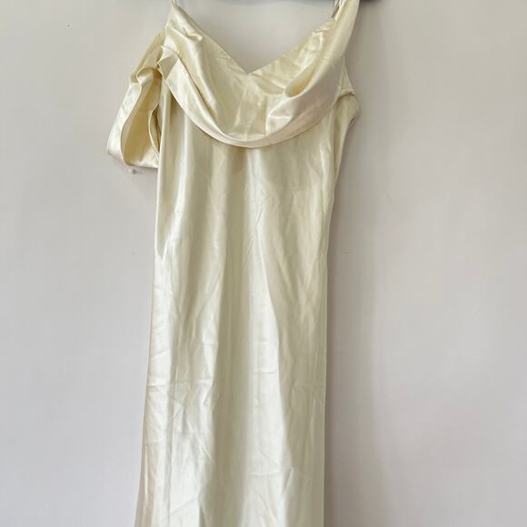 Reformation X Ronda Silk Maxi Dress One Shoulder Ivory Sz 8 NWT - Picture 4 of 9